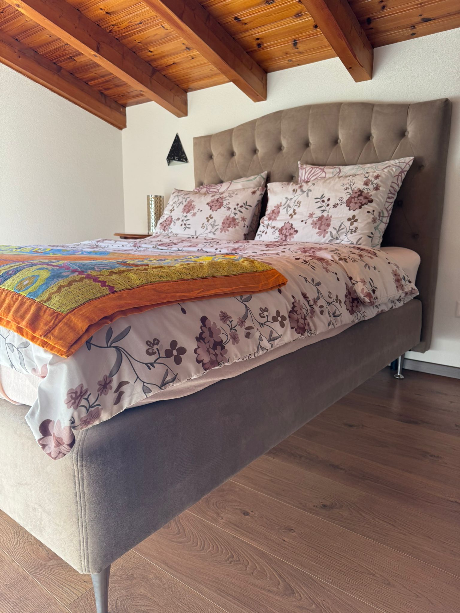 e13590c0-3b5e-41fc-bda6-930c2d86d4d3