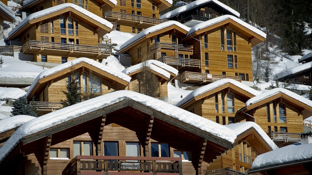 Résidences secondaires en Valais : Lex Weber et Lex Koller expliquées